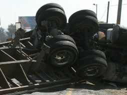 De acuerdo con las autoridades policíacas, el conductor de la salchicha perdió el control. EL INFORMADOR / ARCHIVO