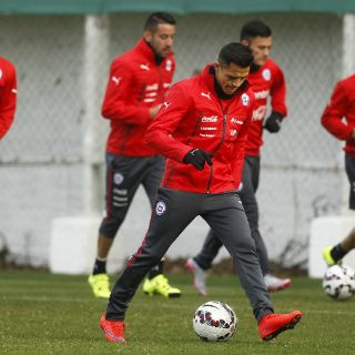 Chile y Uruguay, un duelo de equipos compactos