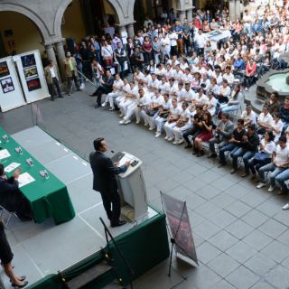 Más de tres mil estudiantes se gradúan de Jóvenes con Porvenir