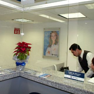 Grupo Inbursa paga tres mil 612 MDP por Banco Walmart