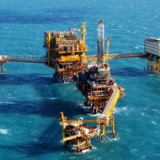 Pemex adjudica póliza integral de seguros