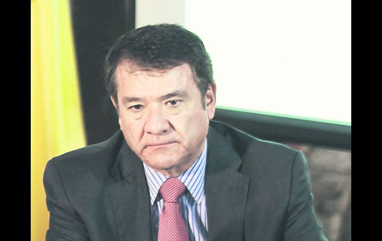 El secretario de Planeación, Administración y Finanzas, Héctor Rafael Pérez Partida, habla sobre la Ley de Ahorro del Estado. EL INFORMADOR /