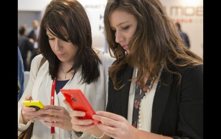 Usuarios Lumia ya podrán realizar llamadas a través de la aplicación sin costo. AP / ARCHIVO