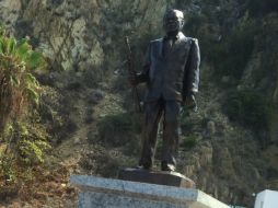 Con la estatua se inaugura el corredor de los sinaloenses ilustres. EL INFORMADOR / E. Esparza