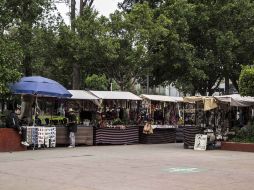 Comercio irregular. En el parque la mitad de los vendedores tienen permiso para operar. EL INFORMADOR / R. Tamayo