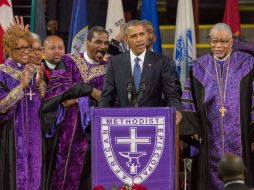 Durante su discurso, el presidente de Estados Unidos recalca que retirar la bandera confederada es el paso correcto a la justicia. EFE / R. Ellis