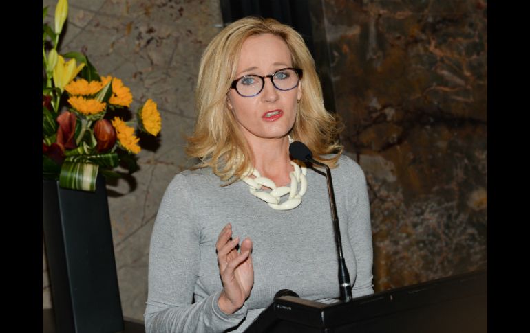 'No quiero decir mucho más, porque no quiero echar a perder lo que sé que es un auténtico regalo para los fans', dijo Rowling. AP / ARCHIVO