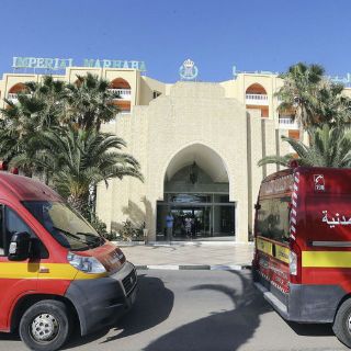 Cameron dice que muchos de los muertos en Túnez son británicos