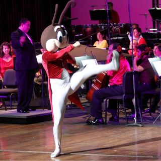 Cri Cri regresa renovado al Teatro Metropólitan