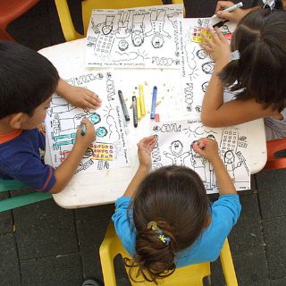 Brindan educación a niños migrantes en Chihuahua