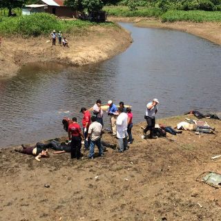 'Pollero' cobra dos mil dólares a migrantes de accidente en Tabasco