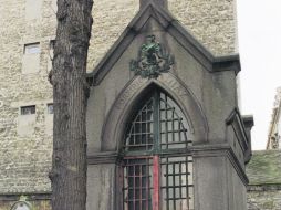 Silencio. La pequeña capilla que guarda en su interior la tumba de Porfirio Díaz. NTX / G. Belleza