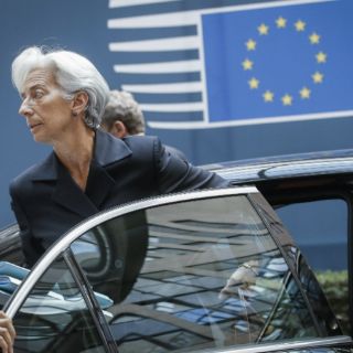 Lagarde expresa 'decepción' por falta de acuerdo con Grecia