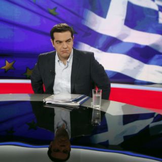 Tsipras deja entrever que Grecia no pagará este martes al FMI