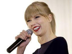 Taylor Swift era excluida por sus compañeros y nunca la invitaban a las fiestas. AP / ARCHIVO