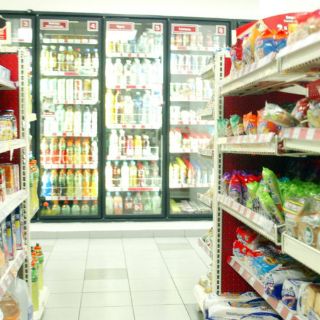 Oxxo anuncia que incluirá IVA en alimentos procesados