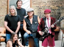 La banda es una de las pocas que no liberó digitalmente su música durante un tiempo. TWITTER / @acdc