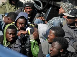 Según testimonio de los supervivientes, en la tragedia pudieron morir hasta 800 personas encerradas en las bodegas de la nave. AFP / ARCHIVO