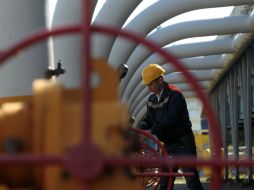 Naftogaz, de Ucrania, busca un acuerdo provisional que garantice el gas por lo menos hasta el fnal del primer trimestre de 2016. AP / S. Chuzavkov