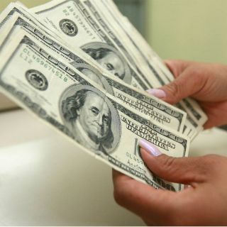 El dólar alcanza los 16.10 pesos en bancos del DF