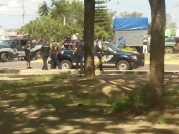 Se solicitó el apoyo de refuerzos; a su llegada, una patrulla estatal choca en Frambuesos y Tabachines. ESPECIAL /