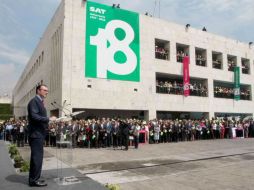 Videgaray Caso destaca también la sensibilidad de los funcionarios del organismo en su trato con los contribuyentes. TWITTER / @LVidegaray