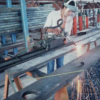 Empresas acereras estiman pérdida de 40 mil empleos