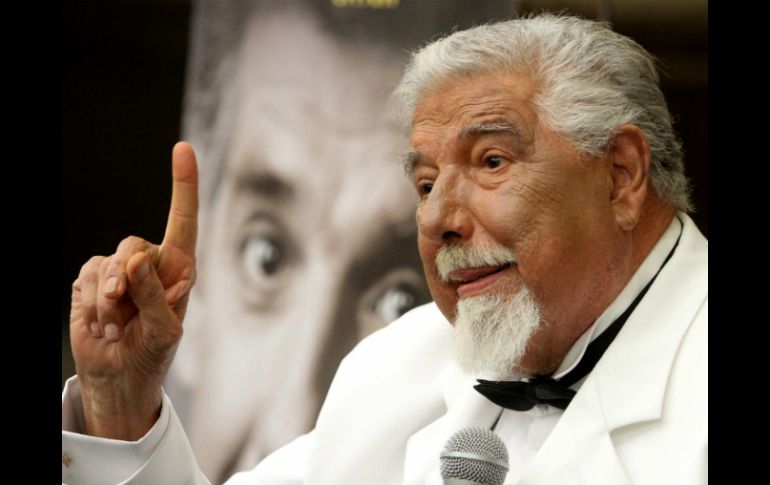 Indican que se dio una cantidad al adeudo reciente que se tenía con el nosocomio, para que se le siguiera atendiendo al actor. NTX / ARCHIVO