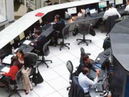 Operadores en la BMV. ESPECIAL / BMV