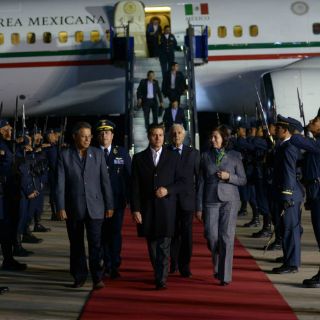 Peña Nieto arriba a Perú para Cumbre de Alianza del Pacífico