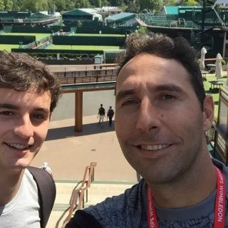 Santiago González debuta con éxito en dobles de Wimbledon