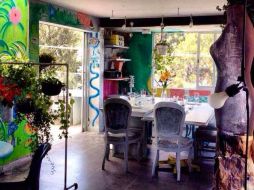 El lugar es sumamente cómodo con un ambiente bohemio y decoración ecléctica que embona perfectamente con su cocina ESPECIAL / MAL DEL PUERCO