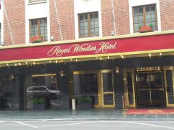 Royal Windsor es uno de los hoteles enlistados en la amenaza. TWITTER / @ArmstrongYork1