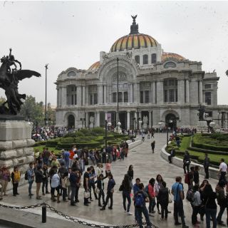 Extienden horarios de exposiciones de Da Vinci y Miguel Ángel