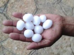 Protección Civil estatal detalla que los granizos tenían un diámetro cercano a los 3.5 centímetros. TWITTER / @pcivilchiapas