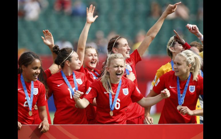 La selección inglesa se corona en el Commonwealth Stadium de Edmonton, en Canadá. AP / J. McIntosh