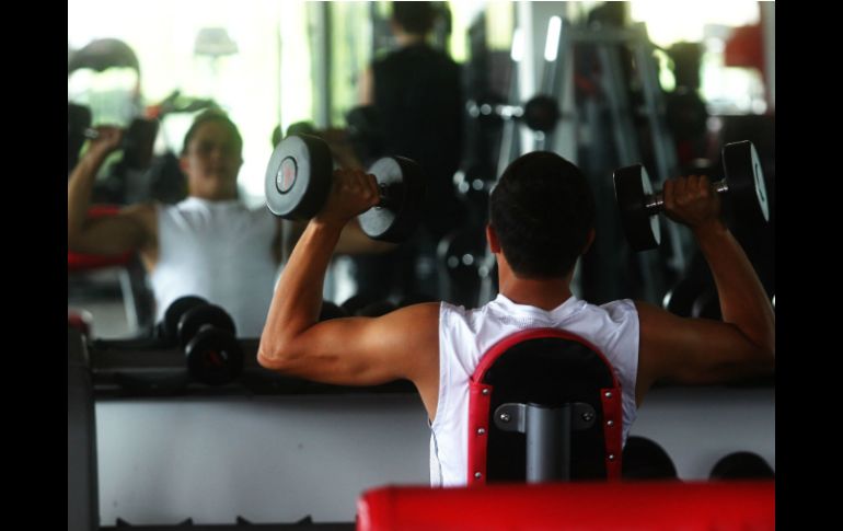 Suelen llevar a cabo conductas que son socialmente más aceptadas, como hacer ejercicio en lugar de dejar de comer. EL INFORMADOR / ARCHIVO