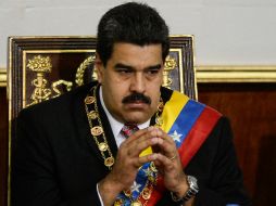 Maduro aseveró que la federación empresarial Fedecámaras es el enemigo del pueblo y va por debajo haciendo daño. AFP / F. Parra