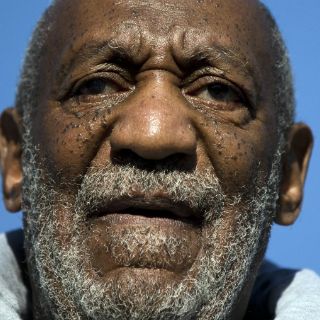 Bill Cosby admite que sedó a mujer para tener relaciones