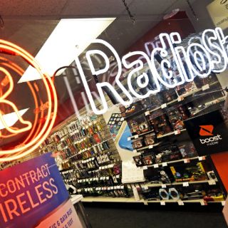 Autorizan a Gigante compra de Radioshack México