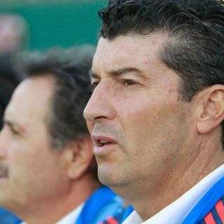 'Chepo' reconoce que le falta dinámica a Chivas