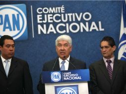 El panista asegura que el apoyo de Ramírez Acuña lo ''honra'' y lo ''compromete a luchar por la renovación que el PAN necesita''. SUN / I. Stephens