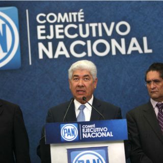 Ramírez Acuña declina a favor de Anaya para dirigencia del PAN