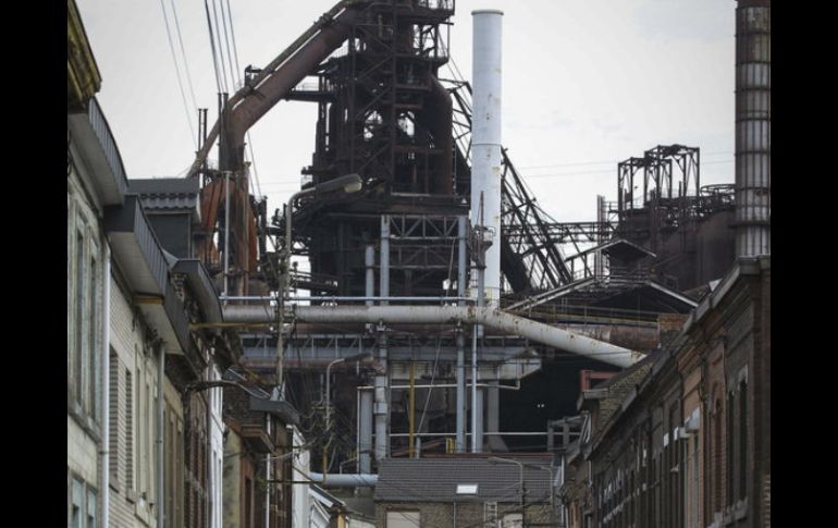 La dependencia anuncia que agregará 21 nuevas fracciones arancelarias para las importaciones definitivas de acero. EFE / ARCHIVO