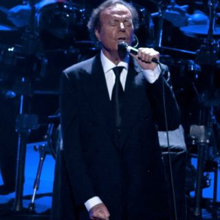 Julio Iglesias estrena su sencillo 'Fallaste corazón'