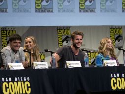 Los actores Josh Hutcherson, Jennifer Lawrence, Liam Hemsworth y Willow Shields. EFE / D. Maung