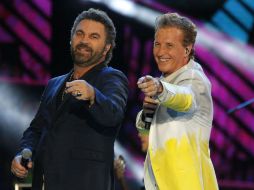 Emmanuel y Mijares. Los cantantes se presentarán el 16 de octubre en el Palenque de las Fiestas de Octubre. NTX / ARCHIVO