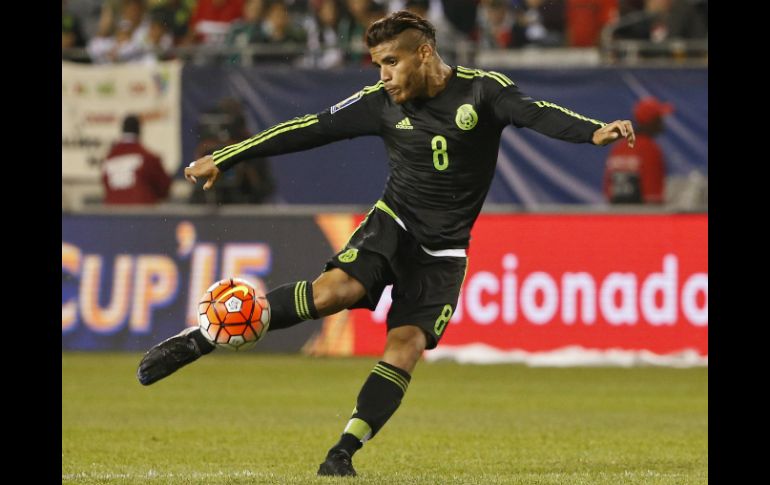 Jonathan se encuentra con el Tri disputando la Copa Oro. EFE / K. Krzaczynski