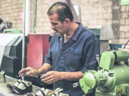 Las industrias manufactureras, motor de la economía mexicana, se contrae 0.9% durante el quinto mes del año. EL INFORMADOR /