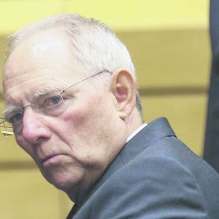 Alemania plantea salida de Grecia del euro por cinco años